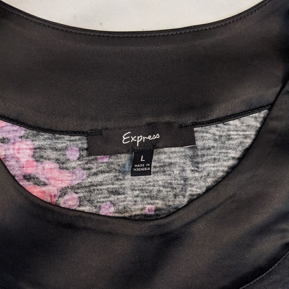 Express shift dress - Picture 2 of 6